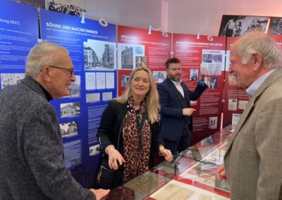 von l. n. r. : Jack Weil, Dr. Ingvild Richardsen, Christoph Komposch, Menno Kohn