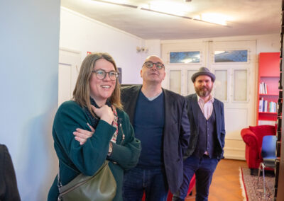 Wibke Reimer (Bezirk Schwaben), Dr. Stephan Bachter, ganz rechts: Christoph Komposch (creativeJAM GbR.)