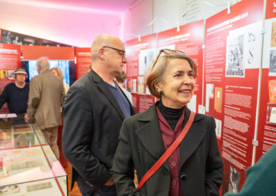 Dr. Stephan Bachter, Karla Andrä (Sängerin, Schauspielerin)